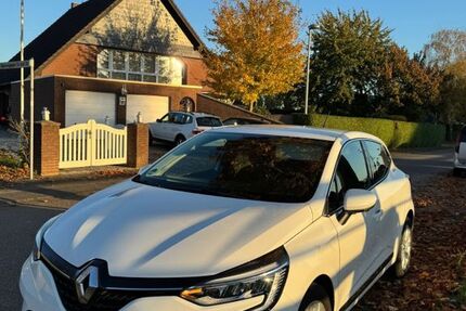 Renault Clio 49.000 km 15.650 &euro; Bedburg 50181