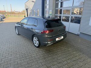 VW GOLF VIII 2.0 TDI Active +Ambiente+CarPlay+Navi+ 71.775 km 22.444 &euro; Meerbusch 40667