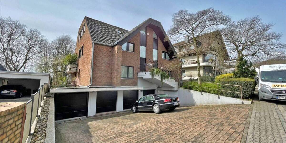 Etagenwohnung Düsseldorf Ludenberg - 3 Zimmer, 150 m&sup2;, 599.000&euro; | Angebot:25778443