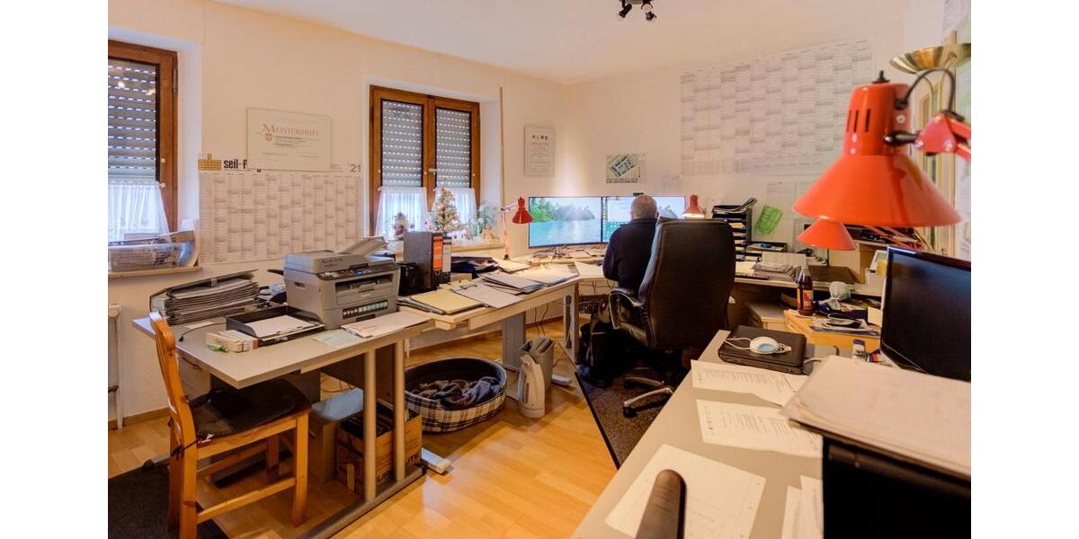 Reihenhaus Linnich - 5 Zimmer, 174 m&sup2;, 325.000&euro; | Angebot:26074611