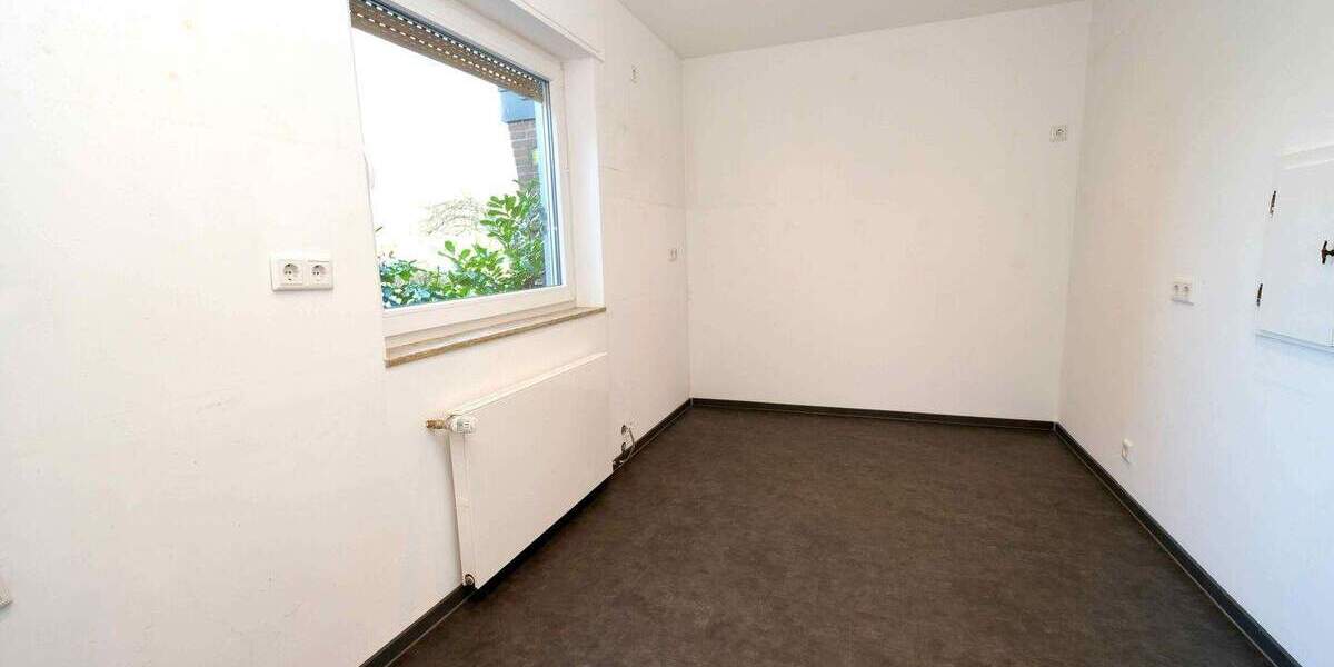 Reihenmittelhaus Neuss Weckhoven - 5 Zimmer, 120 m&sup2;, 419.000&euro; | Angebot:25779398