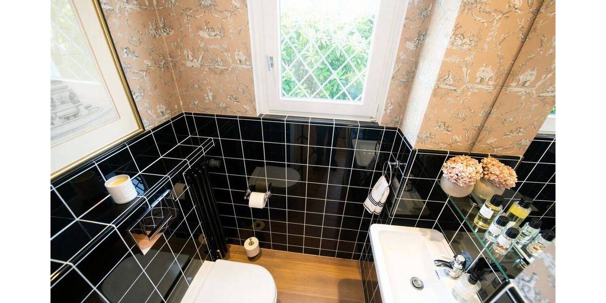 Einfamilienhaus Meerbusch Büderich - 9 Zimmer, 335 m&sup2;, 2.550.000&euro; | Angebot:26229702