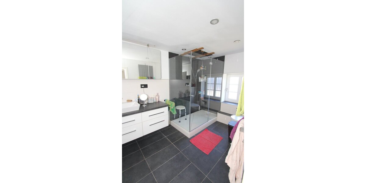 Erkelenz-OT, Wohn-u. Gewerbeimmobilie - Einfamilienhaus Erkelenz Schwanenberg | Angebot:9835835