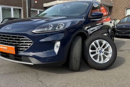 Ford Kuga 90.800 km 18.880 &euro; Düsseldorf 40549