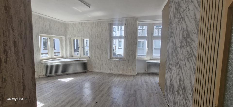 Etagenwohnung Düsseldorf Stadtbezirk 9 - 3 Zimmer, 100 m&sup2;, 1.850&euro; | Angebot:26003611