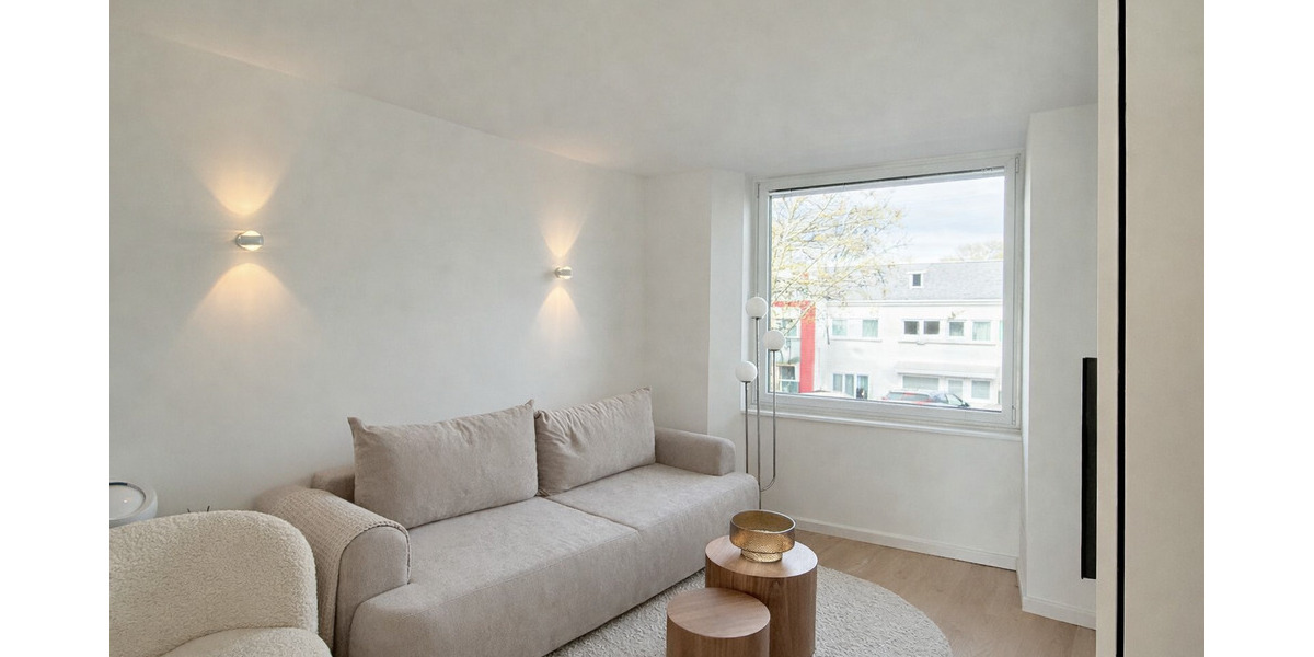 Etagenwohnung Düsseldorf Düsseltal - 4 Zimmer, 160 m&sup2;, 3.990&euro; | Angebot:25820115