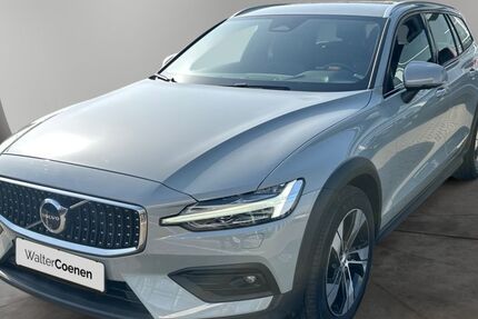 Volvo V60 Cross Country 81.183 km 34.980 &euro; Mönchengladbach 41068