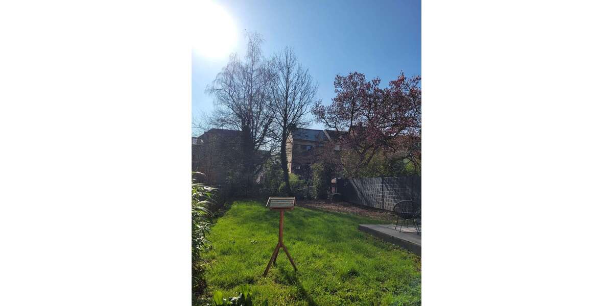 Etagenwohnung Mönchengladbach Rheydt - 2 Zimmer, 93 m&sup2;, 1.225&euro; | Angebot:26242685