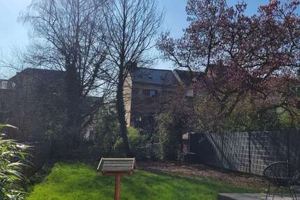 Wohnung Mönchengladbach Rheydt - 2 Zimmer, 93 m&sup2;, 1.225&euro; | Angebot:26242685