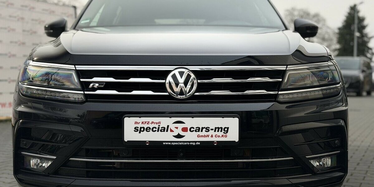 VW Tiguan Allspace R-LIne / 4Motion / Pano / Memory 99.000 km 33.490 &euro; Mönchengladbach 41066