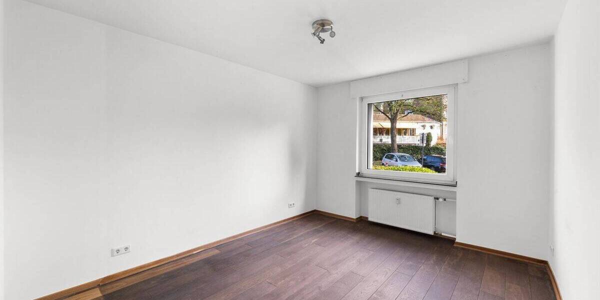 Etagenwohnung Düsseldorf Bilk - 4 Zimmer, 128 m&sup2;, 495.000&euro; | Angebot:25686849