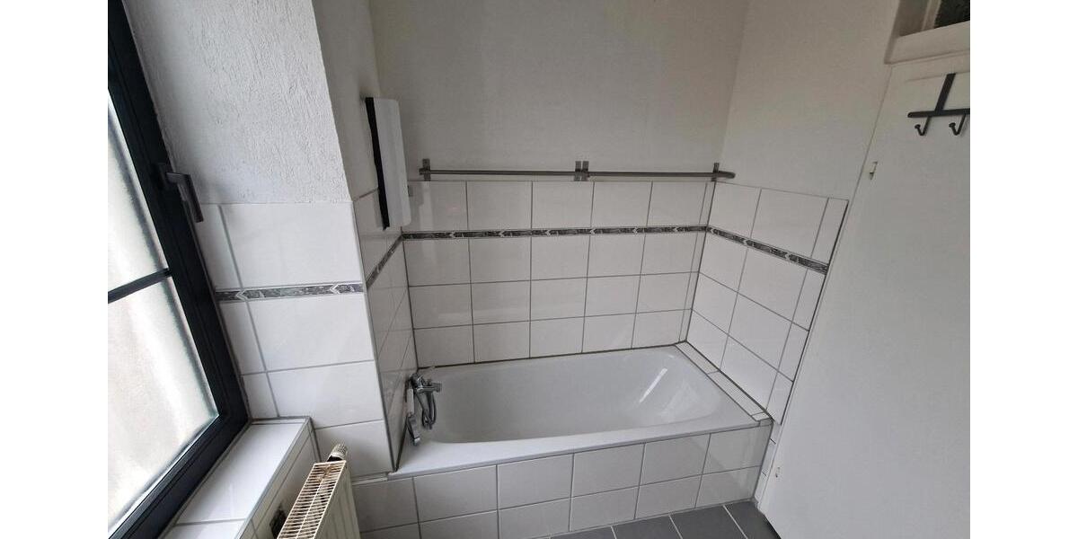 Erdgeschoßwohnung Niederzier - 5 Zimmer, 95 m&sup2;, 215.000&euro; | Angebot:26022936