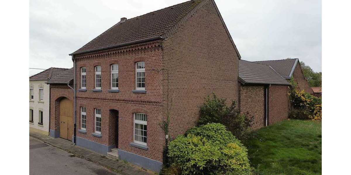 Einfamilienhaus Hückelhoven - 8 Zimmer, 304 m&sup2;, 667.000&euro; | Angebot:24946556