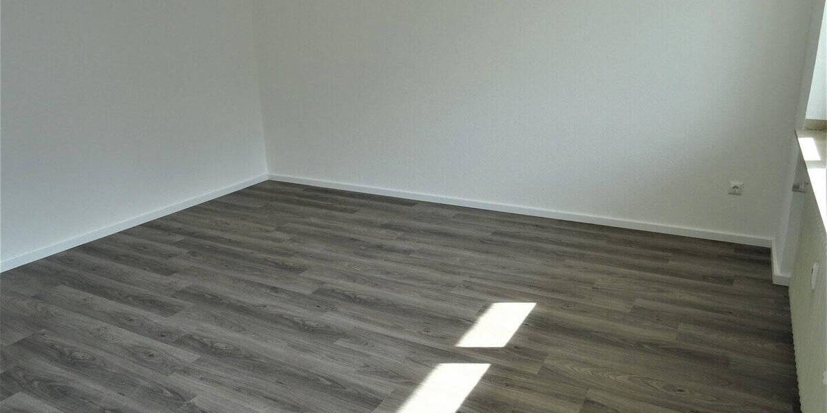 Etagenwohnung Leverkusen Wiesdorf - 2 Zimmer, 66 m&sup2;, 785&euro; | Angebot:26197814