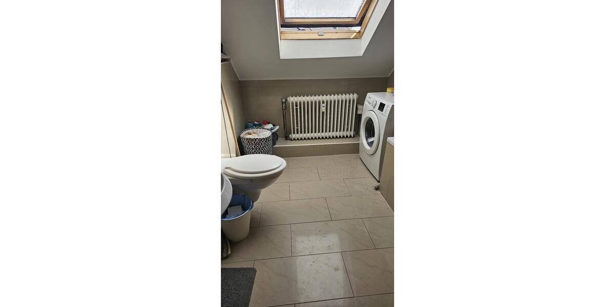 Etagenwohnung Krefeld Dießem - 5 Zimmer, 60 m&sup2;, 360&euro; | Angebot:26034995