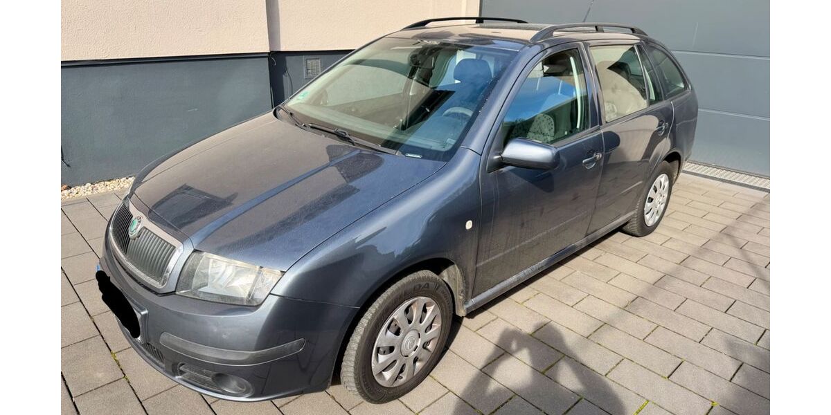 Skoda Fabia 191.408 km 2.490 &euro; Düsseldorf 40625