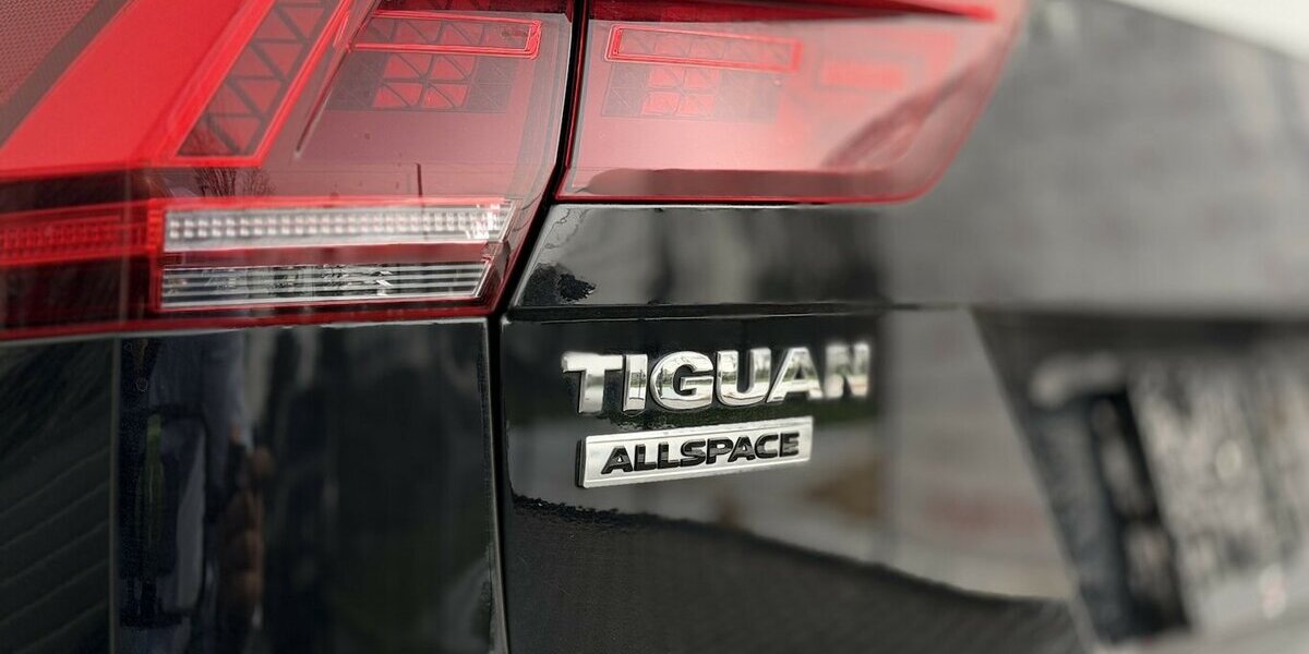 VW Tiguan Allspace R-LIne / 4Motion / Pano / Memory 99.000 km 33.490 &euro; Mönchengladbach 41066