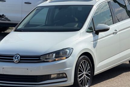 VW Touran 295.790 km 7.900 &euro; Hückelhoven 41836
