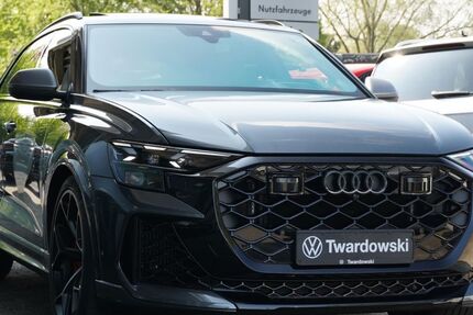 Audi RSQ8 15.685 km 141.990 &euro; Wegberg 41844