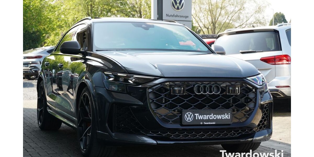 Audi RSQ8 15.685 km 141.990 &euro; Wegberg 41844