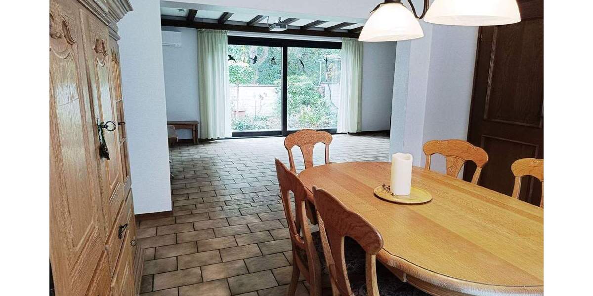Mehrfamilienhaus, Wohnhaus Mönchengladbach-Wickrath Wickrath - 6 Zimmer, 124 m&sup2;, 368.000&euro; | Angebot:25744860