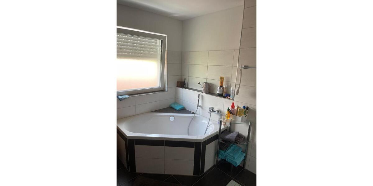 Doppelhaushälfte Leverkusen Bürrig - 4 Zimmer, 132 m&sup2;, 595.000&euro; | Angebot:26042123