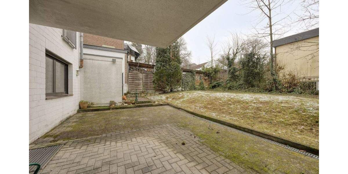 Einfamilienhaus Düsseldorf Benrath - 6 Zimmer, 168 m&sup2;, 740.000&euro; | Angebot:25687703
