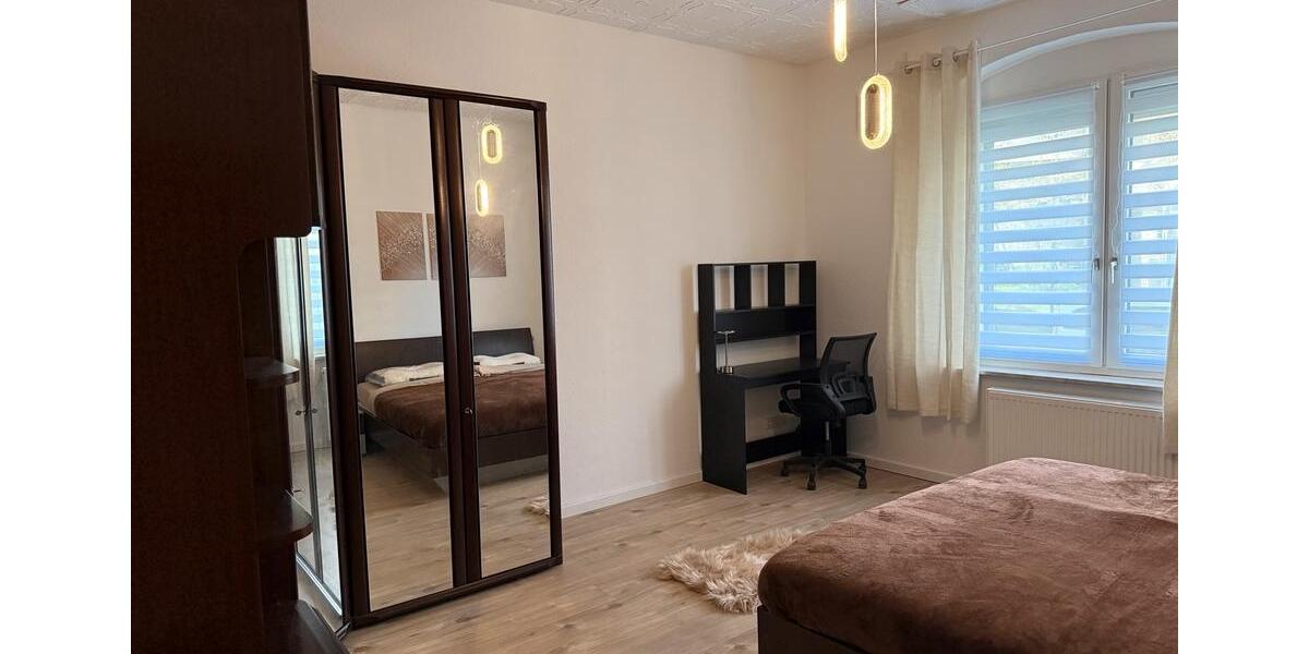 Hochparterre Düsseldorf Stadtbezirk 9 - 3 Zimmer, 73 m&sup2;, 2.200&euro; | Angebot:26048875