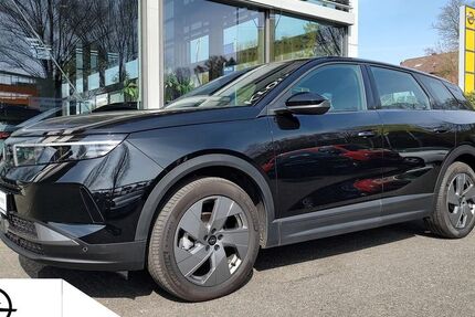 Opel Grandland (X) 8.216 km 28.300 &euro; Düsseldorf 40625