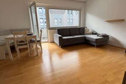 Wohnung Krefeld-Bismarckviertel Bismarckviertel - 3 Zimmer, 68 m&sup2;, 680&euro; | Angebot:26751324