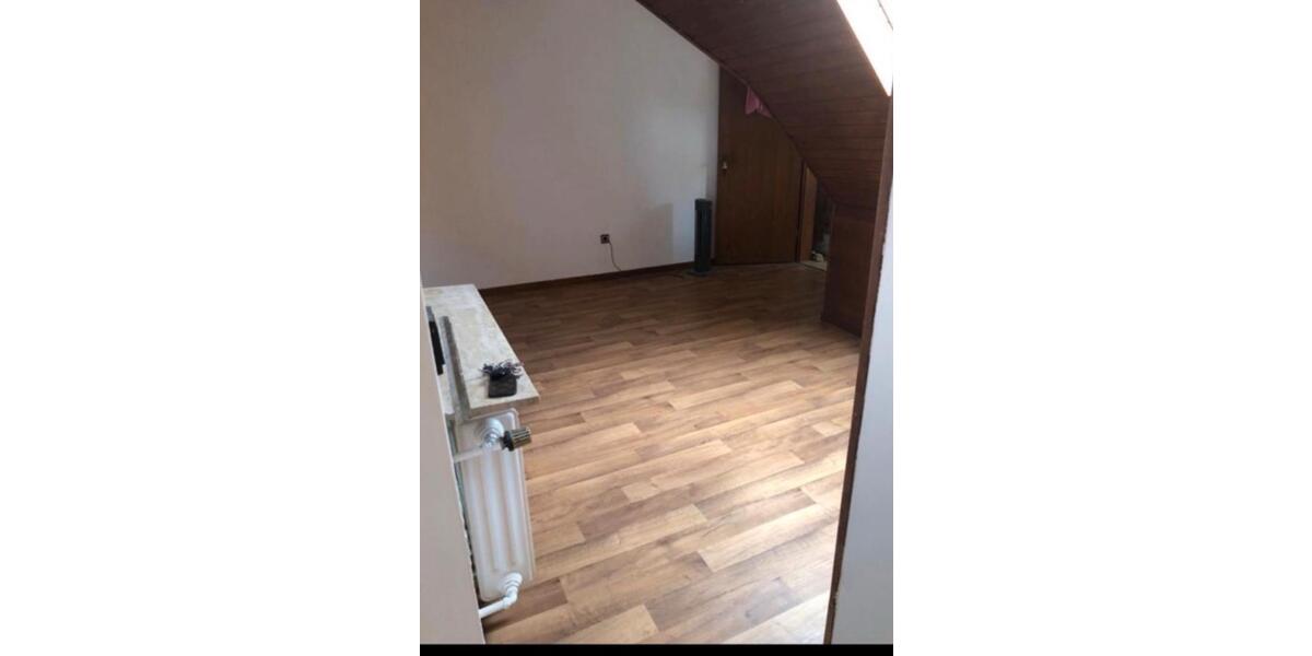 Dachgeschoßwohnung Kaarst - 2 Zimmer, 63 m&sup2;, 770&euro; | Angebot:26261708