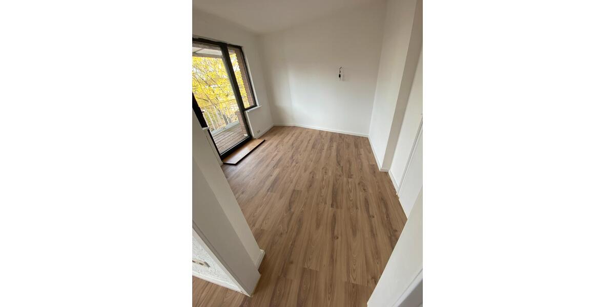 Maisonettenwohnung Krefeld Cracau - 4 Zimmer, 110 m&sup2;, 950&euro; | Angebot:25941045