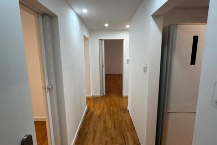 Wohnung Krefeld - 3 Zimmer, 77 m&sup2;, 1.031&euro; | Angebot:26045505
