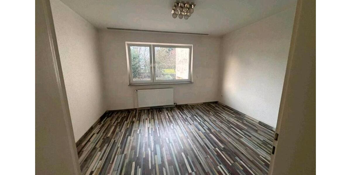 Erdgeschoßwohnung Düsseldorf Stadtbezirk 3 - 2.5 Zimmer, 57 m&sup2;, 114.000&euro; | Angebot:25987837