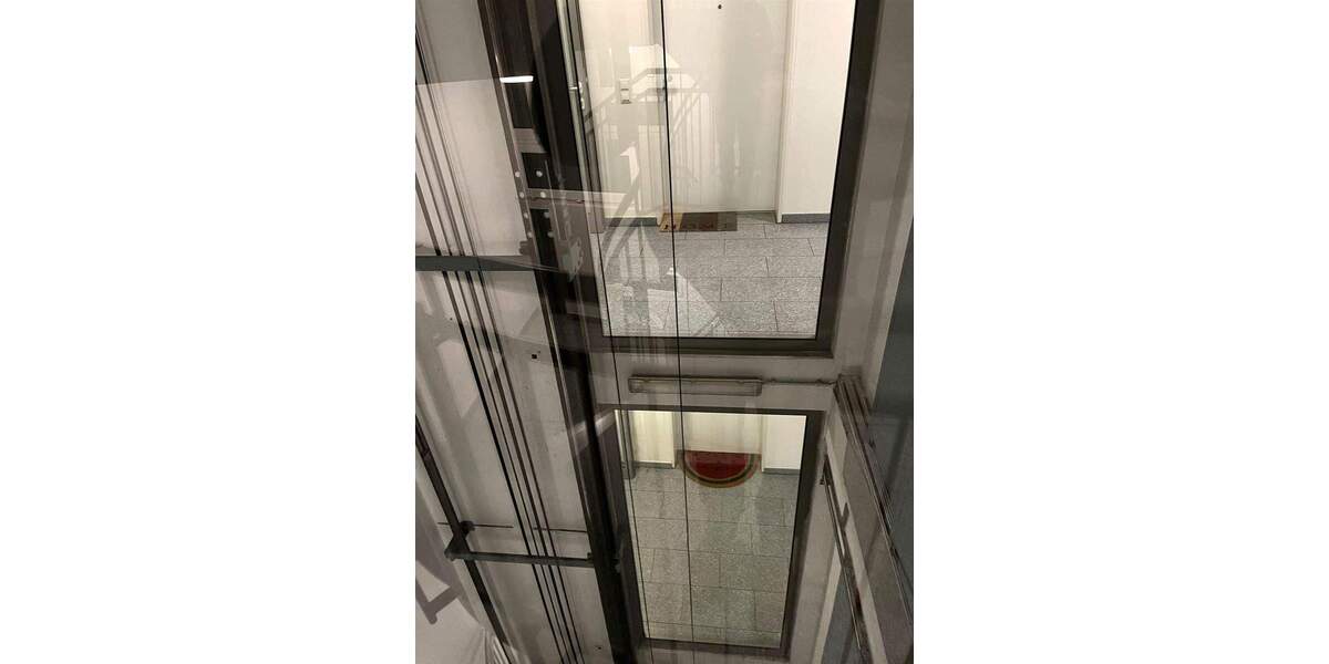 Etagenwohnung Düsseldorf Golzheim - 1 Zimmer, 48 m&sup2;, 299.000&euro; | Angebot:25695097