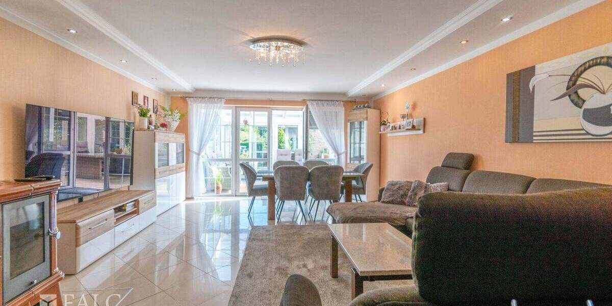 Einfamilienhaus Erkelenz Venrath - 7 Zimmer, 182 m&sup2;, 649.000&euro; | Angebot:25698264