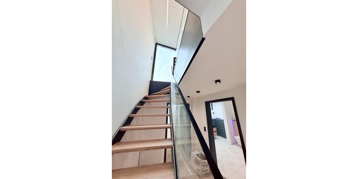 Terrassenwohnung Düsseldorf Pempelfort - 3 Zimmer, 118 m&sup2;, 2.800&euro; | Angebot:26250323