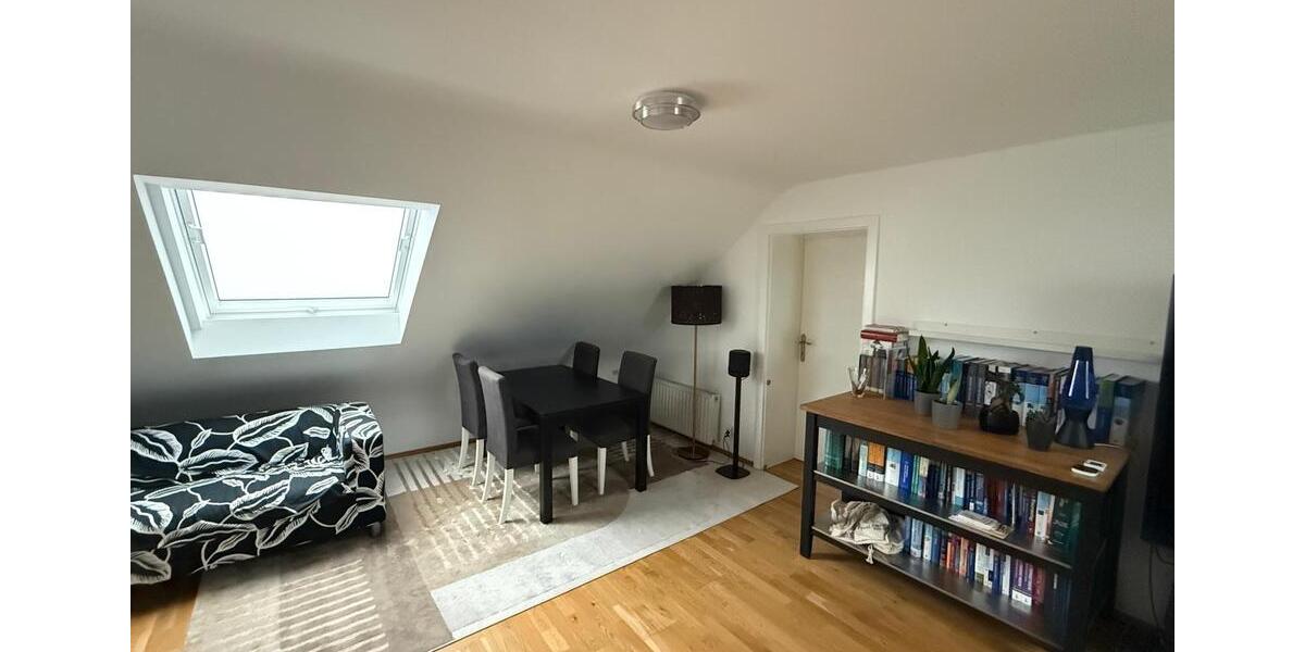 Dachgeschoßwohnung Mönchengladbach Nord - 2 Zimmer, 49 m&sup2;, 520&euro; | Angebot:24473985