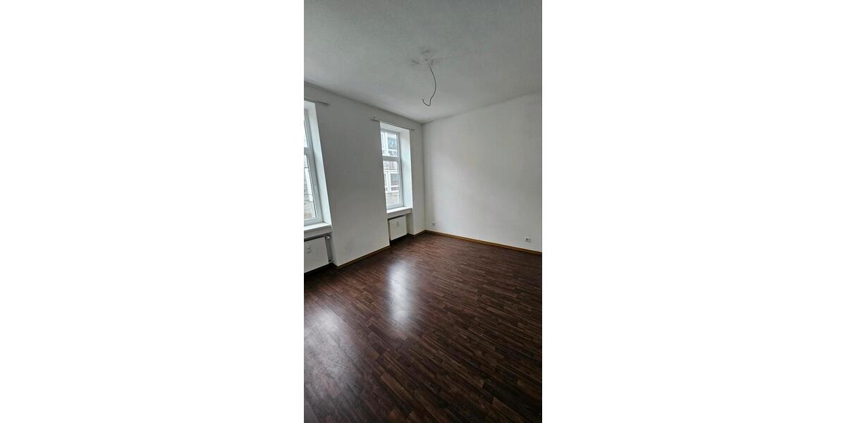 Etagenwohnung Krefeld - 2 Zimmer, 60 m&sup2;, 600&euro; | Angebot:25995516