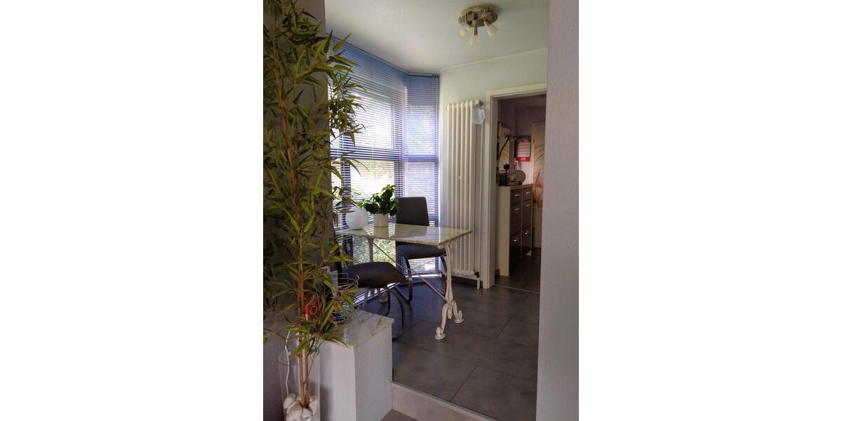 Erdgeschoßwohnung Düsseldorf Stadtbezirk 8 - 2 Zimmer, 50 m&sup2;, 1.200&euro; | Angebot:25612750