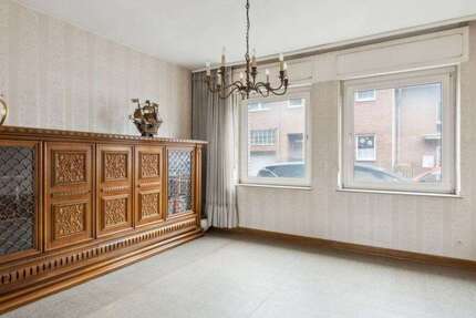 Haus Grevenbroich Neuenhausen - 8 Zimmer, 130 m&sup2;, 249.000&euro; | Angebot:26981657