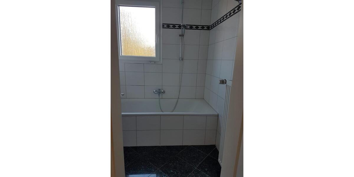 Etagenwohnung Düsseldorf Stadtbezirk 9 - 2 Zimmer, 65 m&sup2;, 250.000&euro; | Angebot:26247476