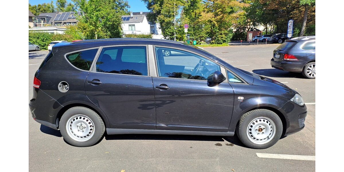Seat Altea XL 136.000 km 3.900 &euro; Leverkusen 51373
