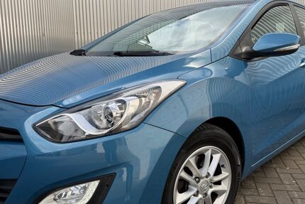 Hyundai i30 128.000 km 6.990 &euro; Viersen 41748