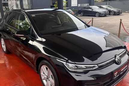 VW Golf 43.924 km 23.990 &euro; Düsseldorf 40589