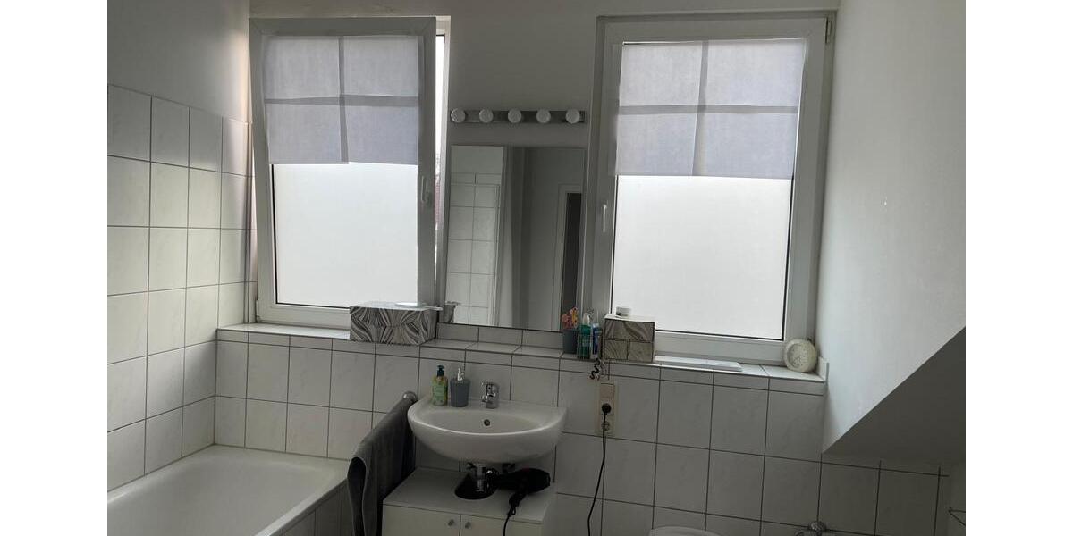 Etagenwohnung Mönchengladbach Nord - 2 Zimmer, 62 m&sup2;, 810&euro; | Angebot:25389702