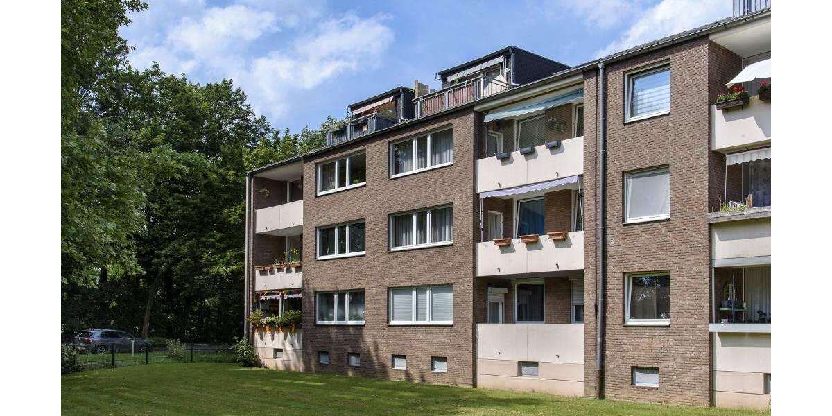 Etagenwohnung Neuss Weißenberg - 4 Zimmer, 103 m&sup2;, 974&euro; | Angebot:26988722
