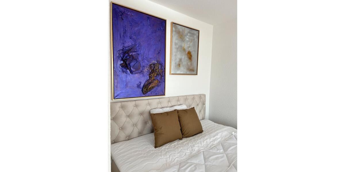 Etagenwohnung Neuss - 1 Zimmer, 35 m&sup2;, 990&euro; | Angebot:26020346