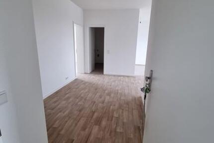 Wohnung Düsseldorf Stadtmitte - 2 Zimmer, 72 m&sup2;, 879&euro; | Angebot:25905023