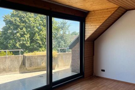 Wohnung Mönchengladbach Süd - 4 Zimmer, 95 m&sup2;, 1.190&euro; | Angebot:27609685